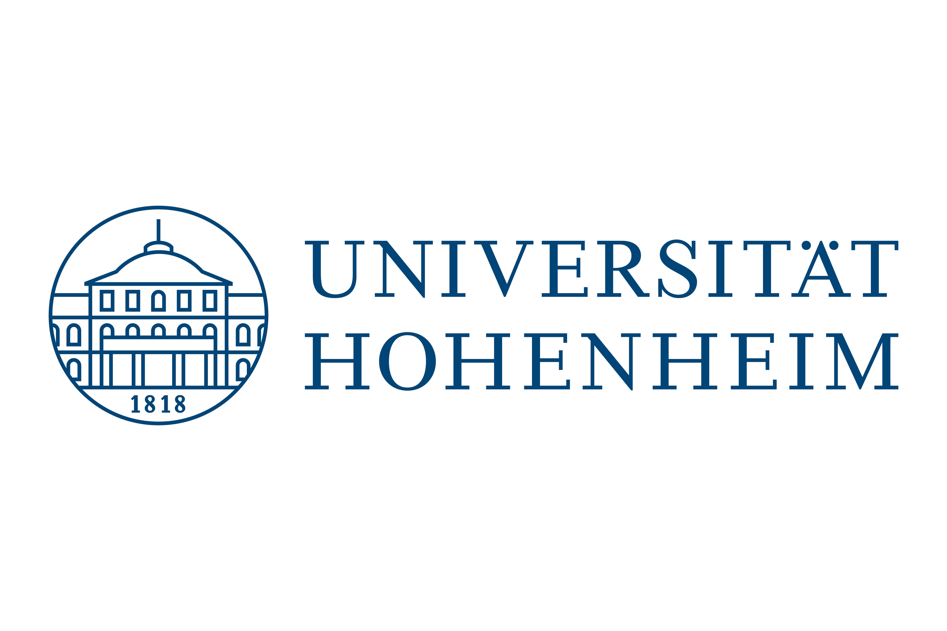 Logo der Universität Hohenheim: links ein stilisiertes historisches Gebäude mit Kuppel und der Jahreszahl 1818, rechts daneben der Schriftzug „UNIVERSITÄT HOHENHEIM“ in blauer Großschrift.